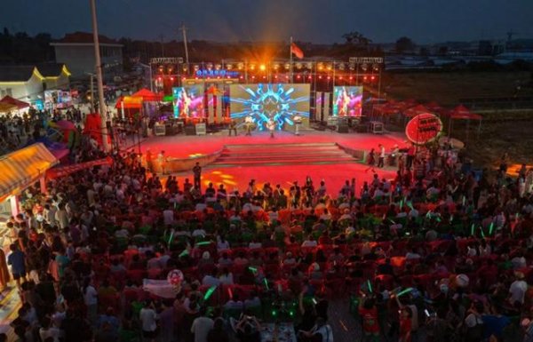 大咖配资 夏日狂欢启幕！烟台福山“西瓜嘉年华”燃动“海洋大集”