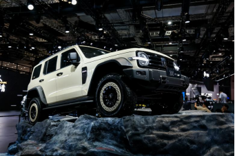 金策略 坦克品牌亮相上海车展，V8发动机+坦克300虎克版登场